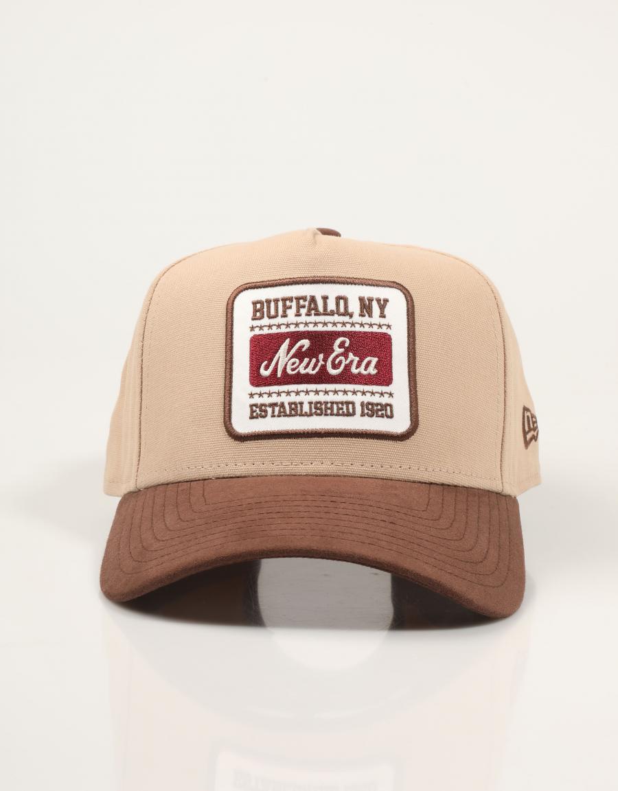 GORRA NEW ERA PATCH SUEDE E-FRAME en color Beige