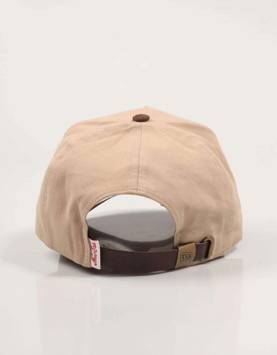 GORRA NEW ERA PATCH SUEDE E-FRAME en color Beige