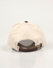GORRA NEW ERA PATCH SUEDE E-FRAME en color Beige