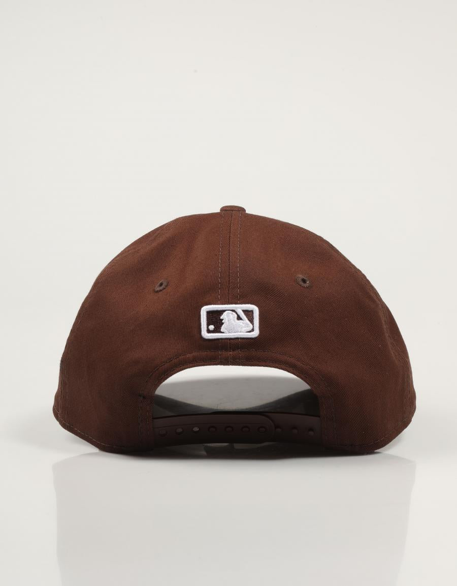 GORRA NEW ERA 9FORTY MCROWN NEW YORK YAMKEES en color Marron