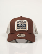 GORRA NEW ERA PATCH TRUCKER en color Marron