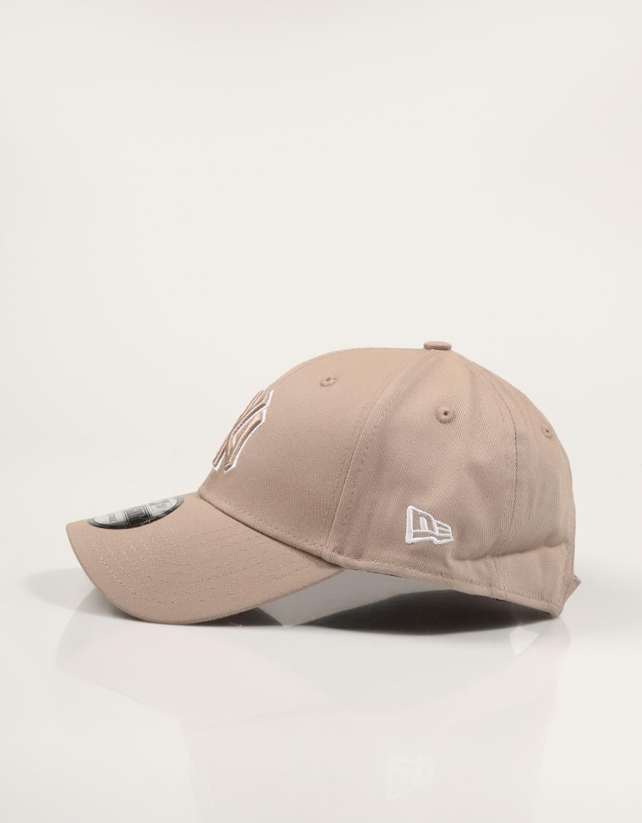 GORRA NEW ERA 9FORTY ABR 60675524 en color Beige