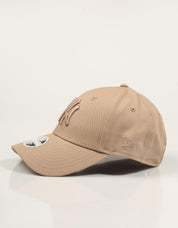 GORRA NEW ERA 9FORTY CAMCAM 60471463 en color Beige