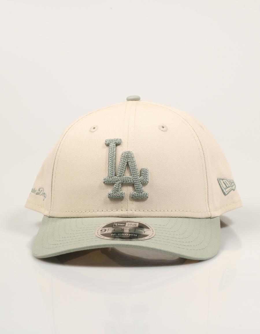 GORRA NEW ERA 9FORTY MC LTCEVG 60856244 en color Beige