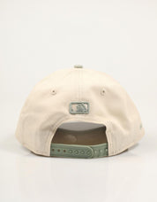 GORRA NEW ERA 9FORTY MC LTCEVG 60856244 en color Beige