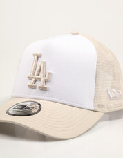 GORRA NEW ERA AFRAME TRUCKER STNWHI 60856266 en color Beige