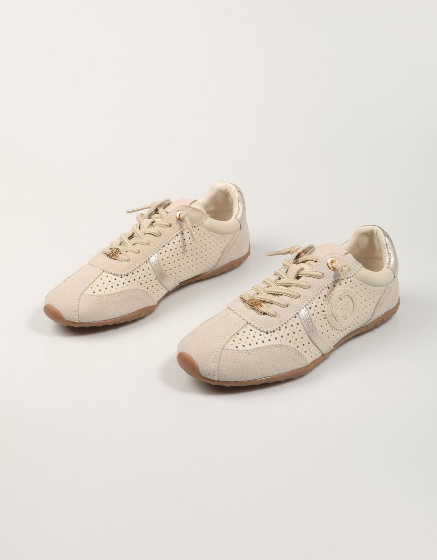 ZAPATILLAS CARMELA  en color Hielo