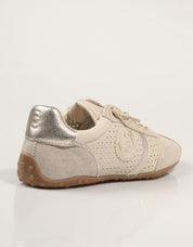 ZAPATILLAS CARMELA  en color Hielo