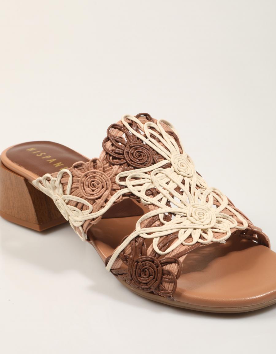 SANDALIAS HISPANITAS PALA GARDEN NATURALES en color Cuero