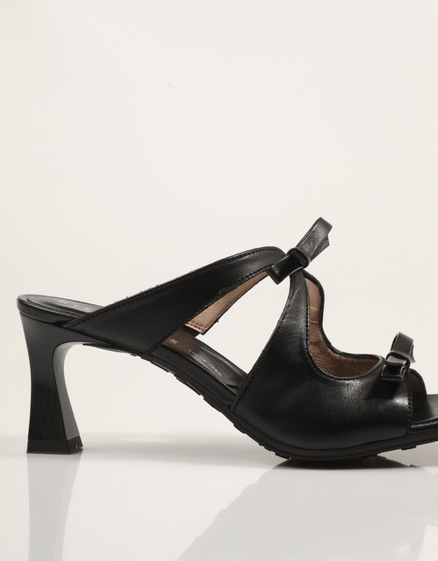SANDALIAS HISPANITAS SANDALIA LAZOS BLACK en color Negro