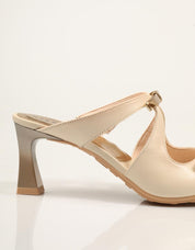 SANDALIAS HISPANITAS SANDALIA LAZOS BUTTER/PLATINO en color Hielo