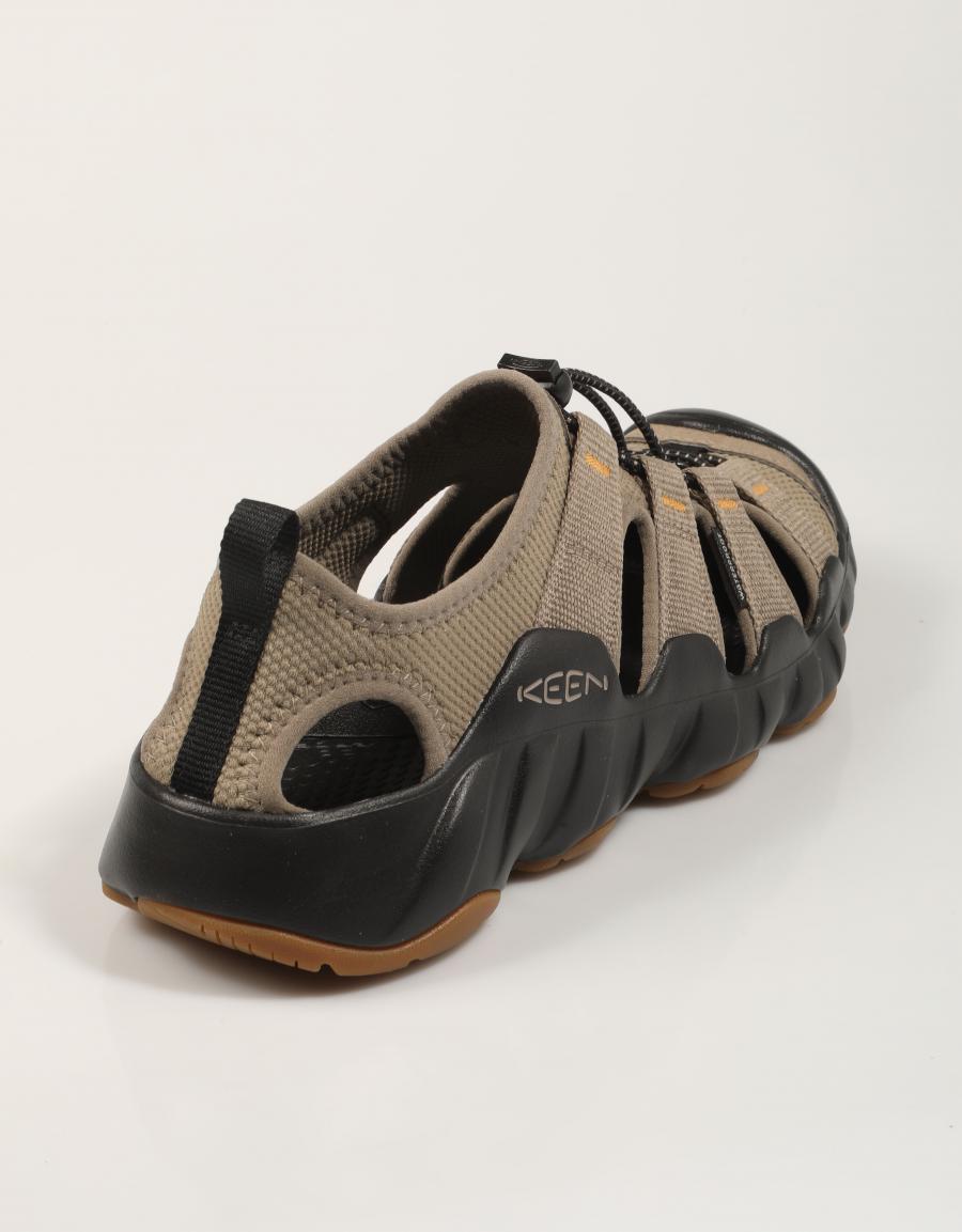 SANDALIAS KEEN 1030857 en color Beige