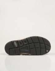 SANDALIAS KEEN 1032187 en color Beige