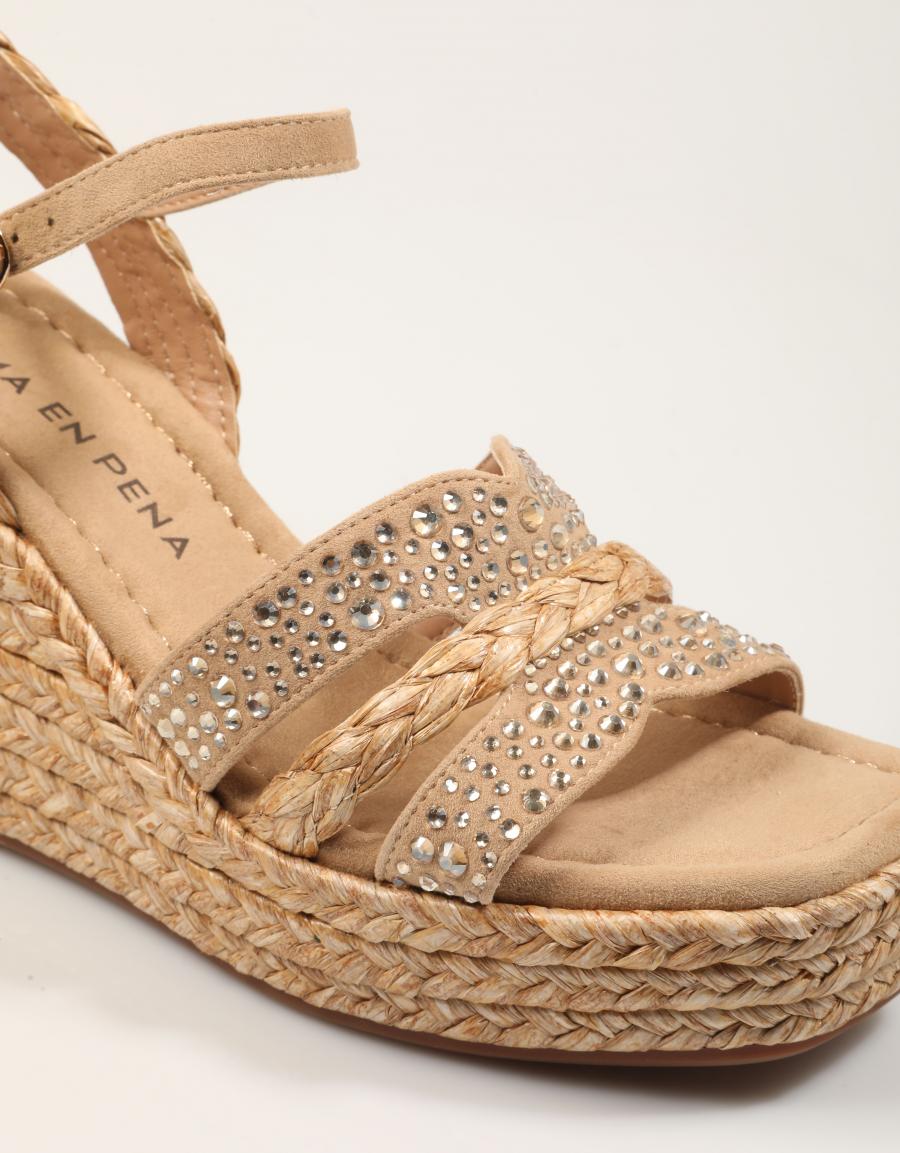SANDALIAS ALMA EN PENA SANDALIA SIENA SAND en color Beige