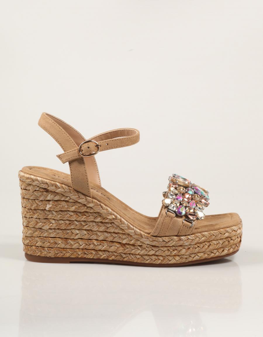 SANDALIAS ALMA EN PENA SANDALIA SIENA CAMEL  en color Beige