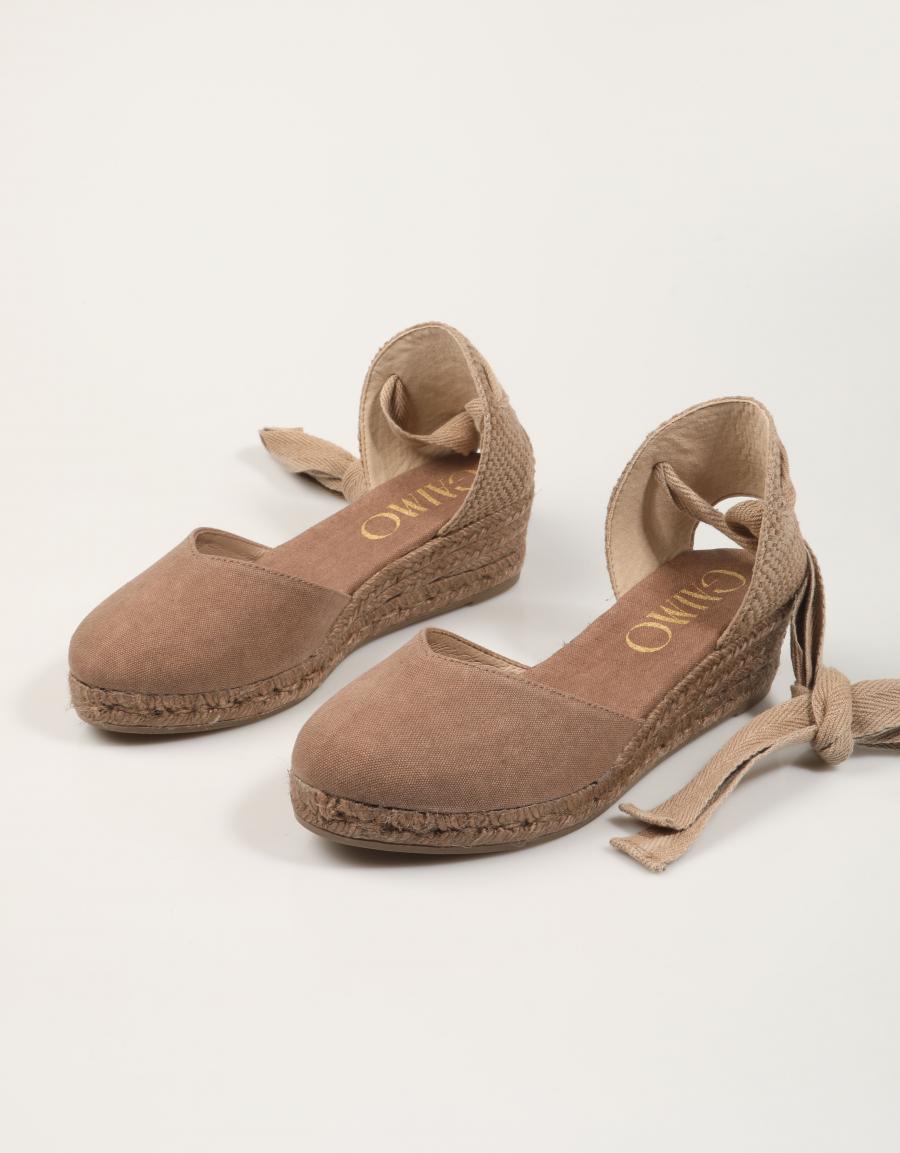 SANDALIAS GAIMO LINO PIQUE SUMMER BISON en color Taupe