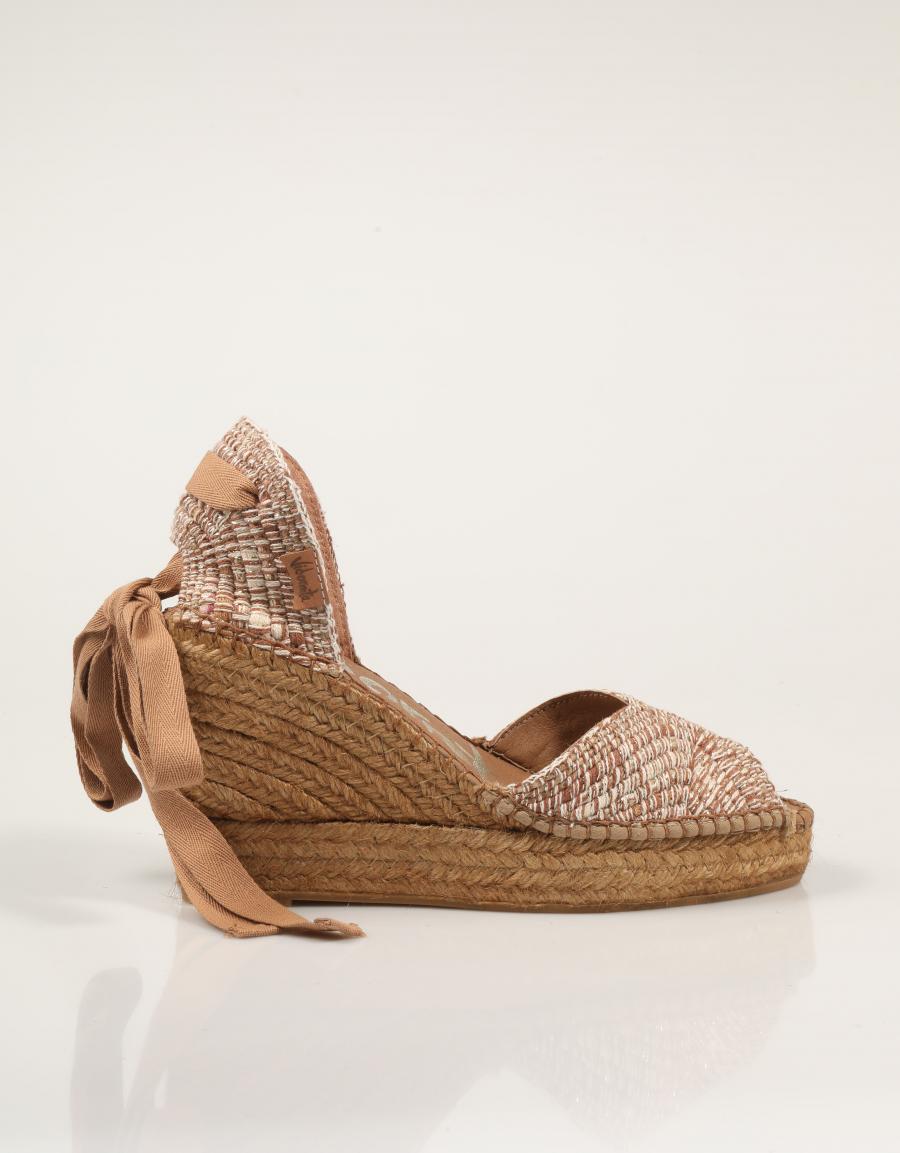 SANDALIAS VIDORRETA HERME TOSTADO en color Taupe