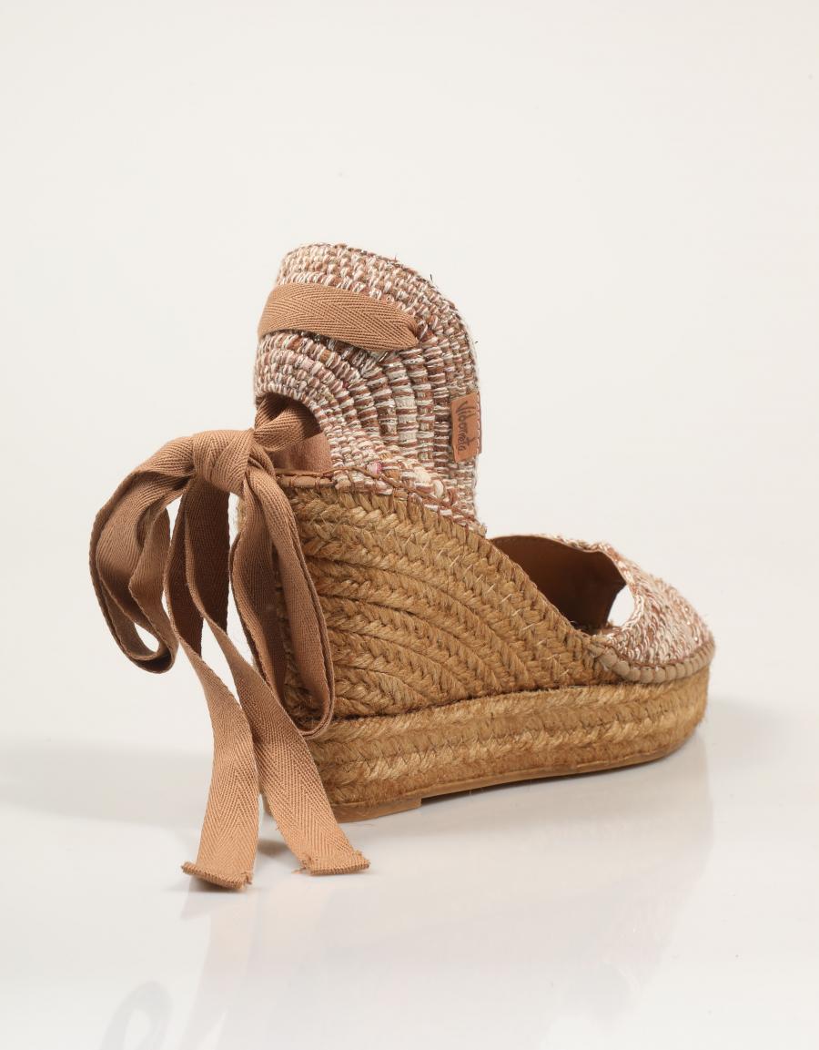 SANDALIAS VIDORRETA HERME TOSTADO en color Taupe