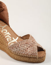 SANDALIAS VIDORRETA HERME TOSTADO en color Taupe
