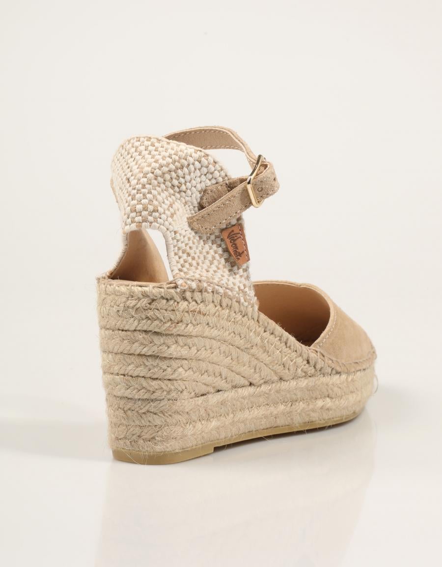 ALPARGATAS VIDORRETA VITELO ARENA en color Beige