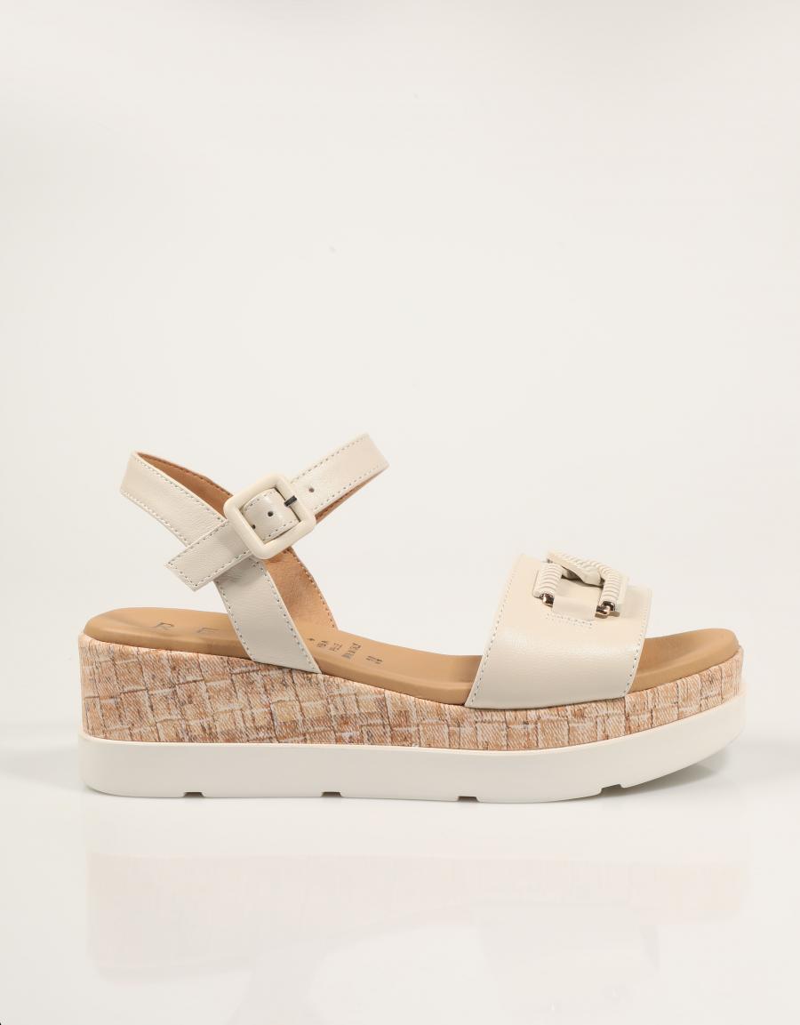 SANDALIAS LA REPO SANDALIA AVORIO en color Hielo