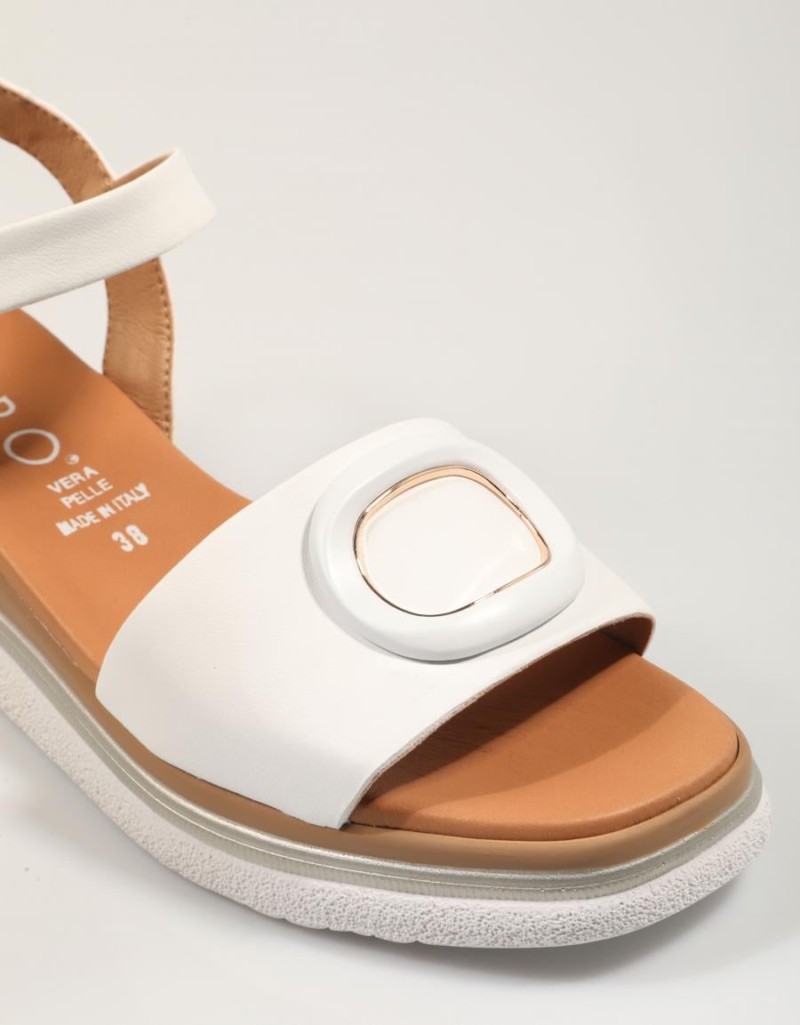 SANDALIAS LA REPO SANDALIA BLANCO en color Blanco