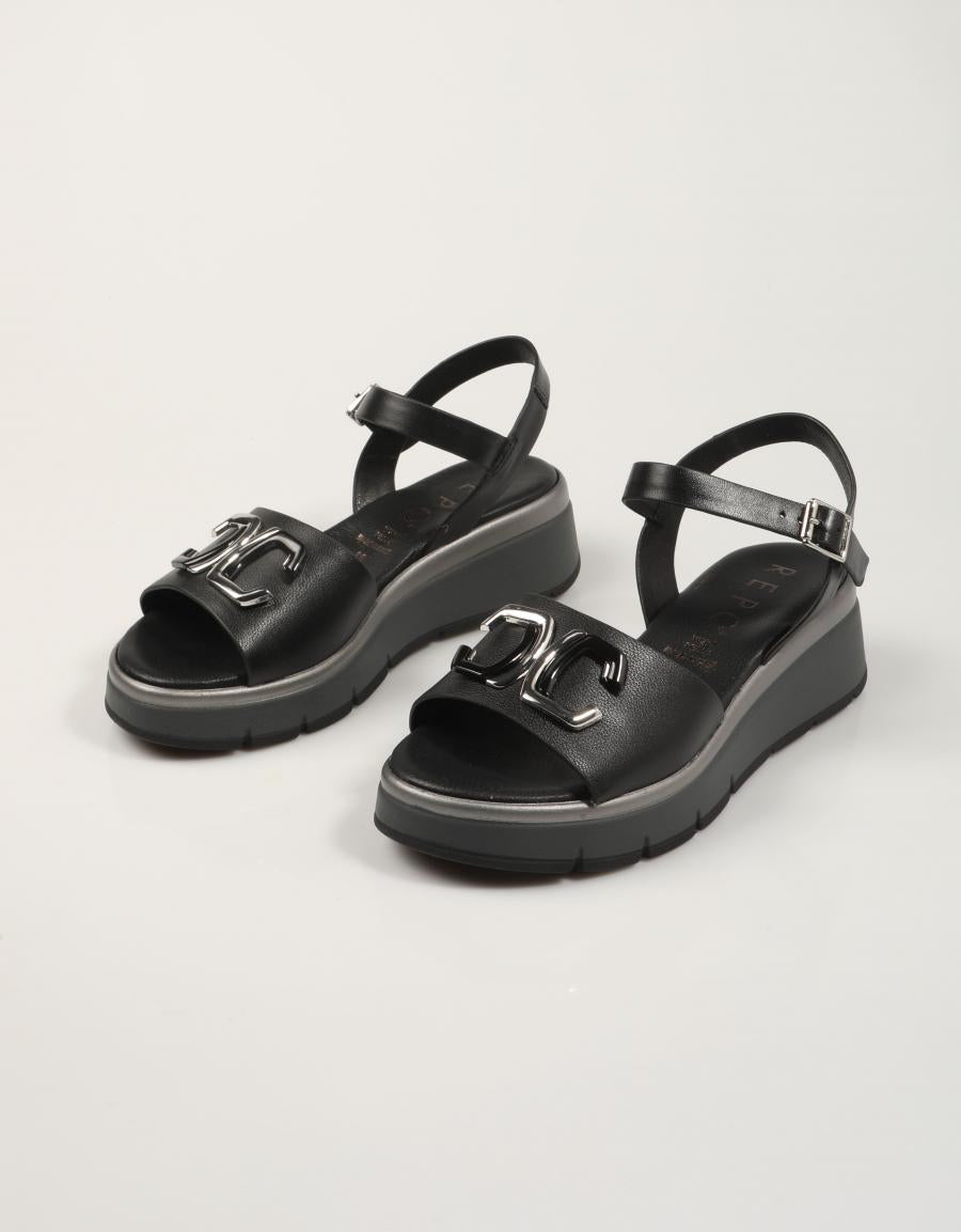 SANDALIAS LA REPO SANDALIA NEGRO en color Negro