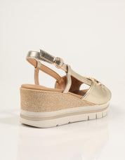 SANDALIAS LA REPO SANDALIA PLATINO TUTTA PELLE en color Platino