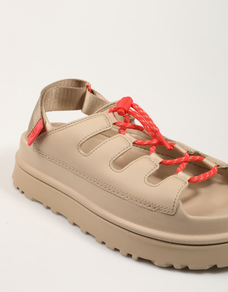 SANDALIAS UGG GOLDENGLOW TOGGLE 1179370 en color Beige