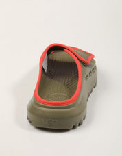 CHANCLAS UGG PEAKMOD SLIDE 1175194 en color Kaki