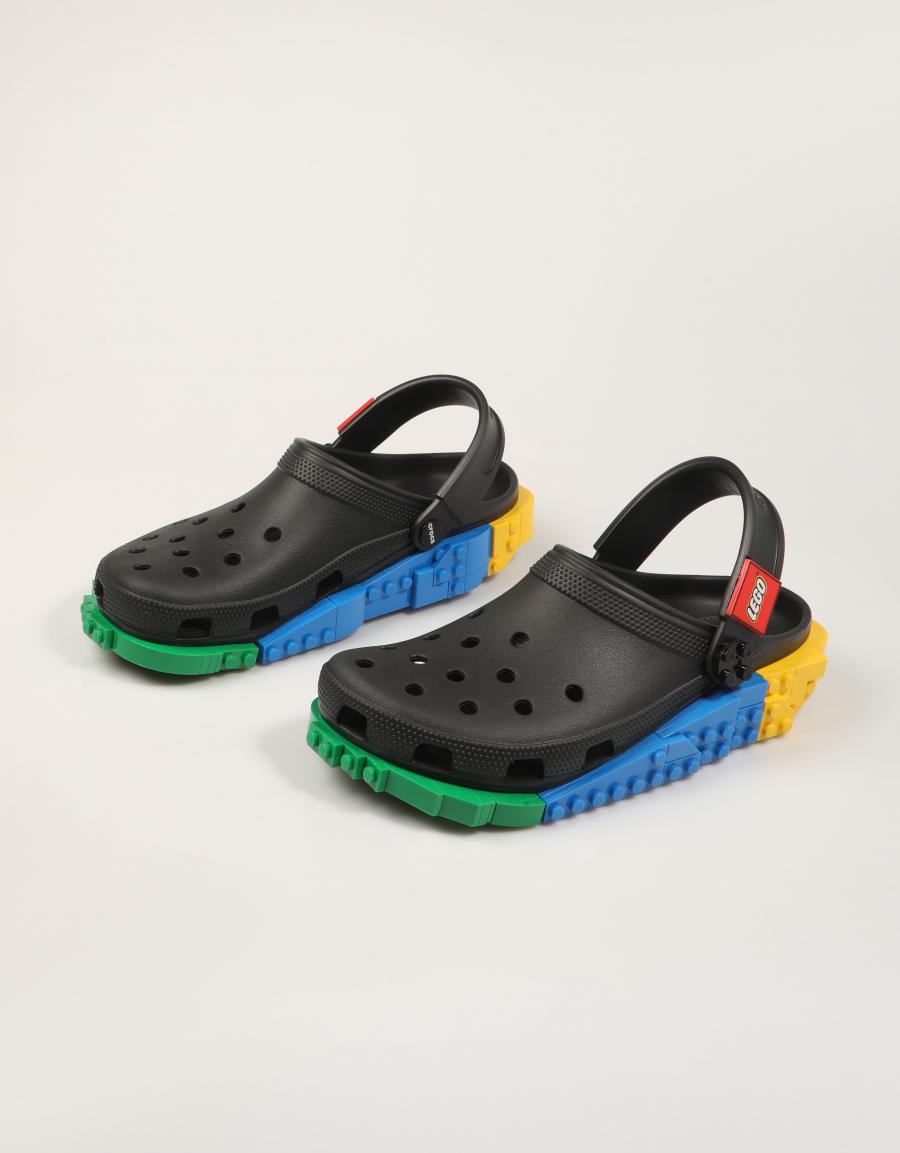 ZUECOS CROCS LEGO en color Negro