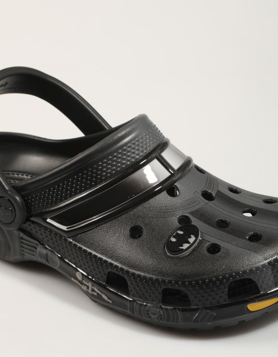 CHANCLAS CROCS BATMAN en color Negro