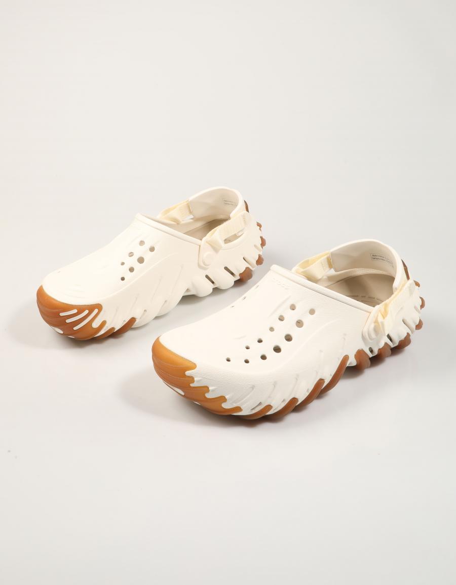 ZUECOS CROCS ECHO GUM CHALK 211675 en color Blanco