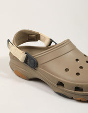ZUECOS CROCS ALL TERRAIN KHAKI 206340 en color Kaki