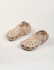 ZUECOS CROCS CLASSIC BUCKLE FRAPPE 213347 en color Taupe