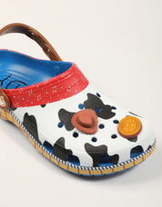 ZUECOS CROCS TOY STORY WOODY CLASSIC CLOG 209446 en color Multicolor