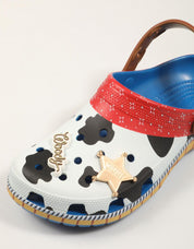 ZUECOS CROCS TOY STORY WOODY CLASSIC CLOG 209446 en color Multicolor