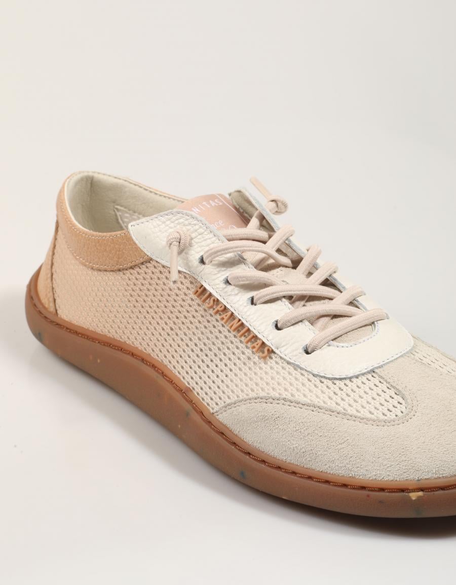 ZAPATILLAS HISPANITAS BAREFOOT PANNA en color Hielo