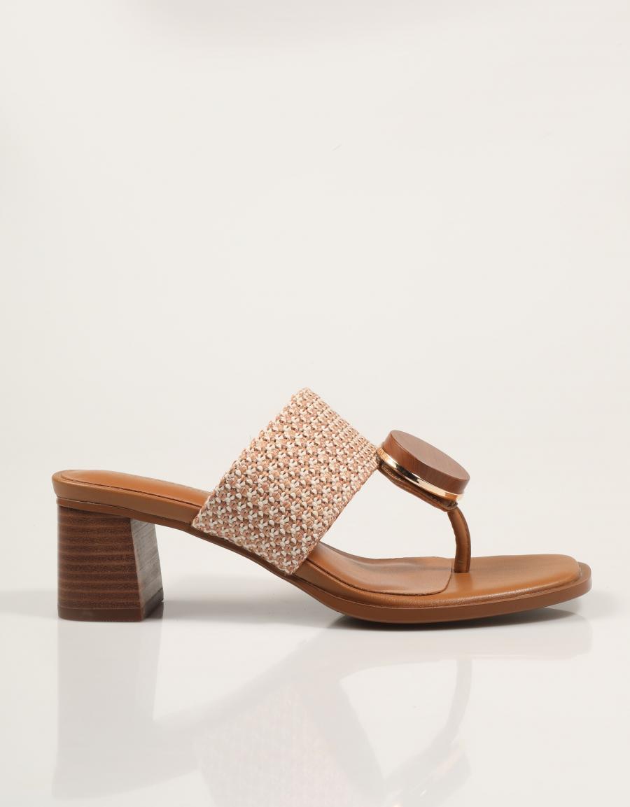 SANDALIAS NOA HARMON 10286 en color Cuero