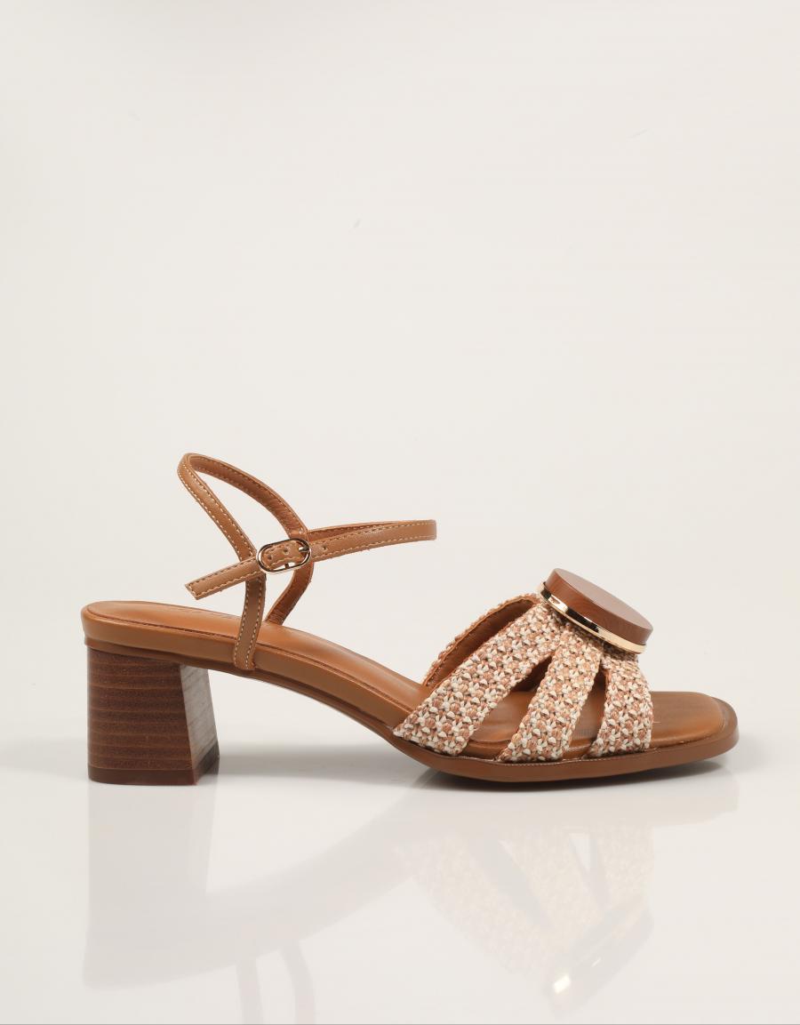 SANDALIAS NOA HARMON 10287 en color Cuero