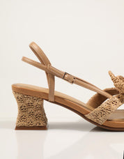 SANDALIAS NOA HARMON 10017 en color Beige