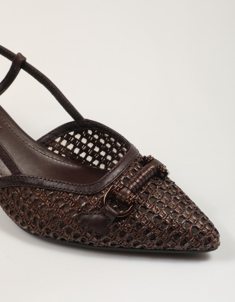 SANDALIAS TAMARIS SLIM BACK MOCCA  en color Marron