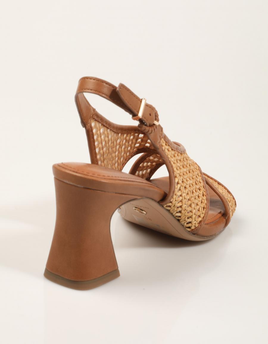 SANDALIAS TAMARIS SANDALIA RAFIA COGNAC en color Cuero