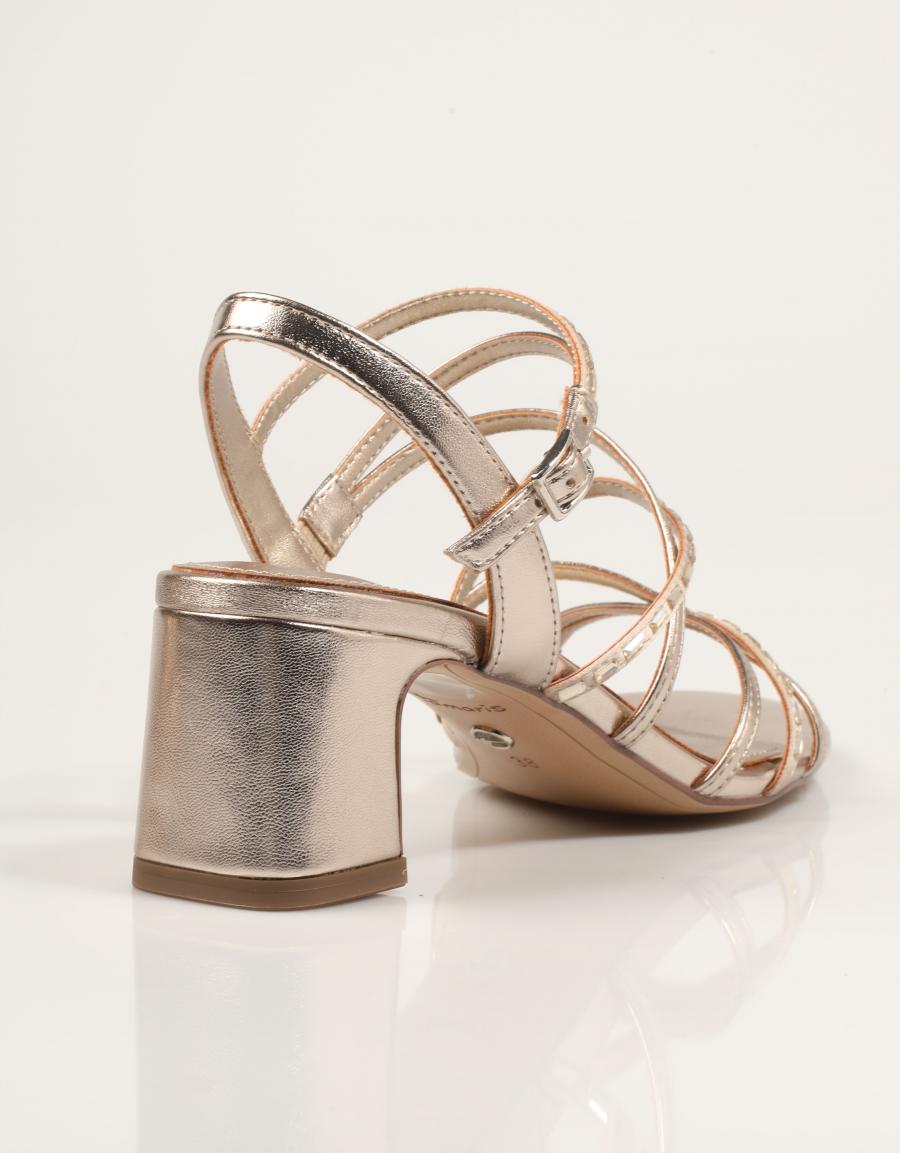 SANDALIAS TAMARIS SANDALIA TIRAS L.GOLD en color Oro