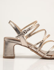 SANDALIAS TAMARIS SANDALIA TIRAS L.GOLD en color Oro