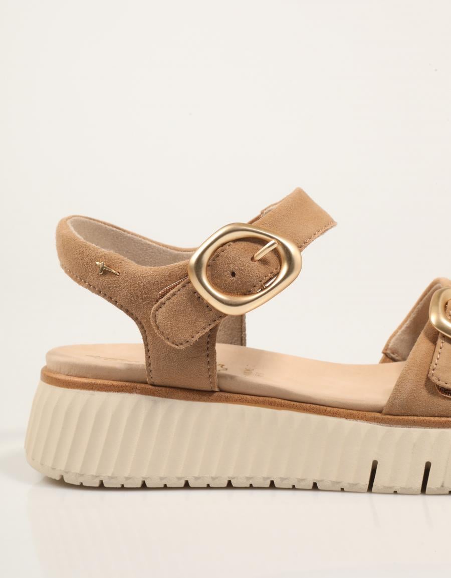 SANDALIAS TAMARIS CONFORT SANDALIA HEBILLAS CAMEL en color Cuero