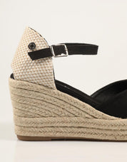 SANDALIAS REFRESH VALENCIANA NEGRO 172644 en color Negro