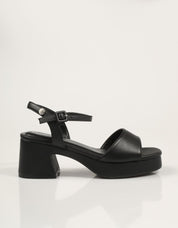 SANDALIAS REFRESH SANDALIA NEGRO 175251 en color Negro