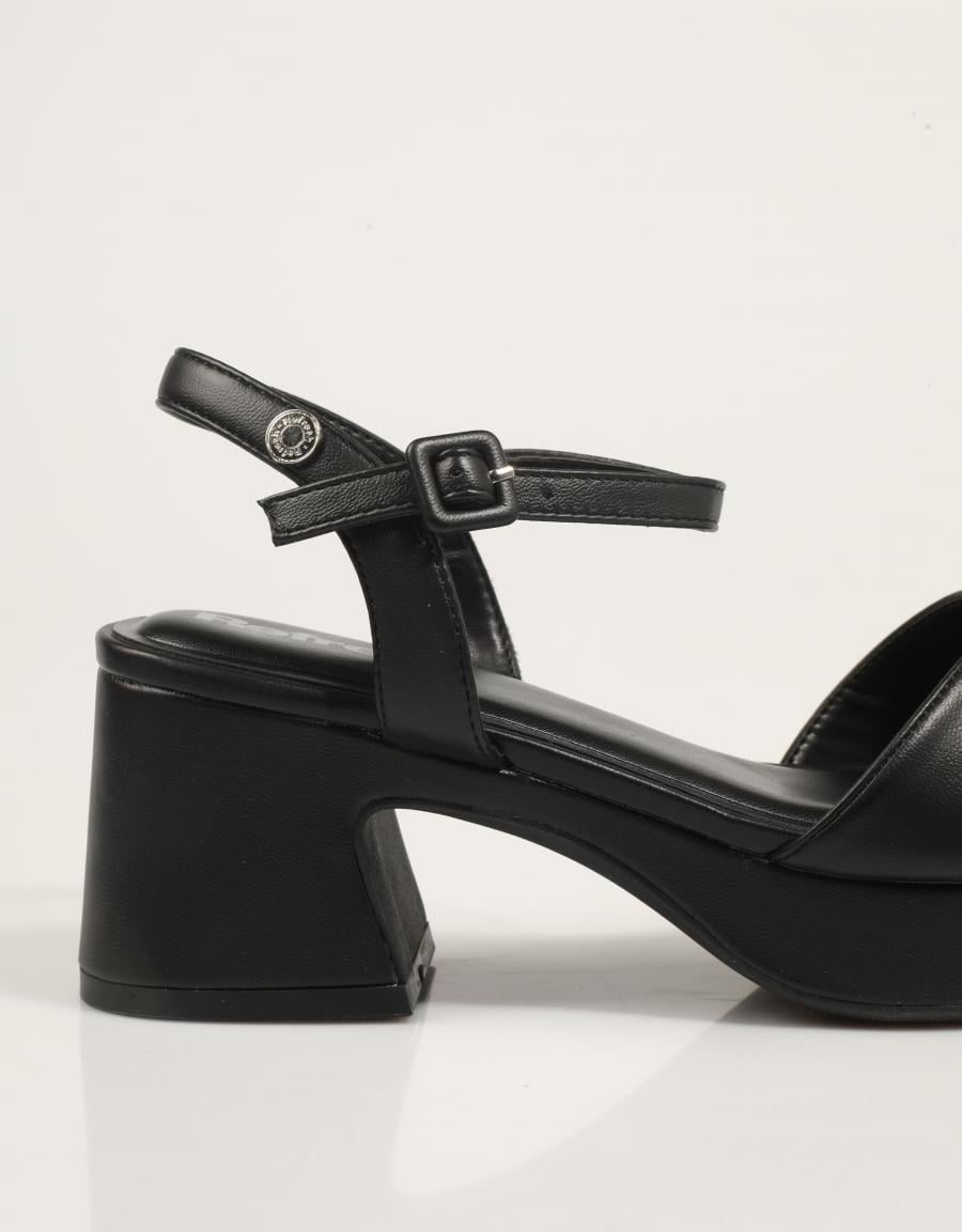 SANDALIAS REFRESH SANDALIA NEGRO 175251 en color Negro