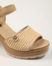 SANDALIAS REFRESH SANDALIA TACON TAUPE en color Beige